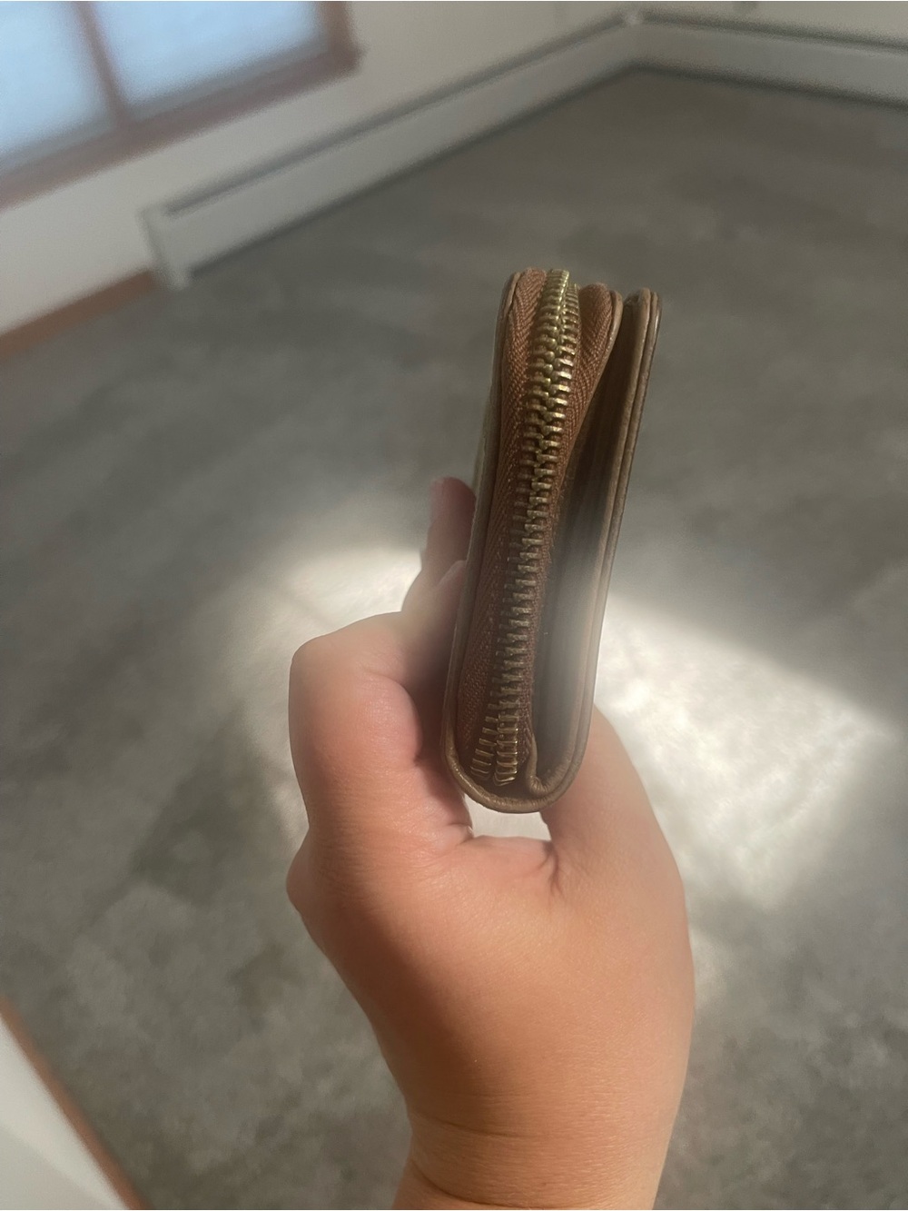 Authentic Gucci wallet - Picture 4 of 9